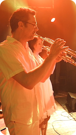 Heiko Hebner (Deutschland)::Trompete Latin Band buchen mieten SABOR LATINO Trio für Ihre Hochzeit, Firmenfeier, Empfang südamerikanische Musik / Salsa Band Mariachi Wiesbaden